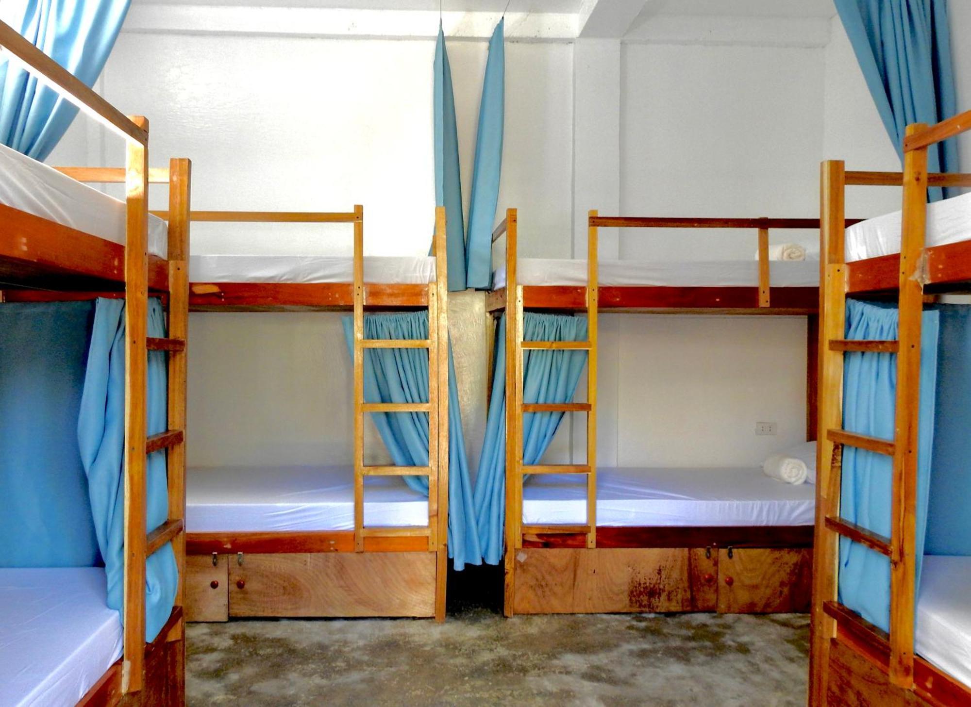 Three Little Birds Surf Hostel General Luna  Cameră foto